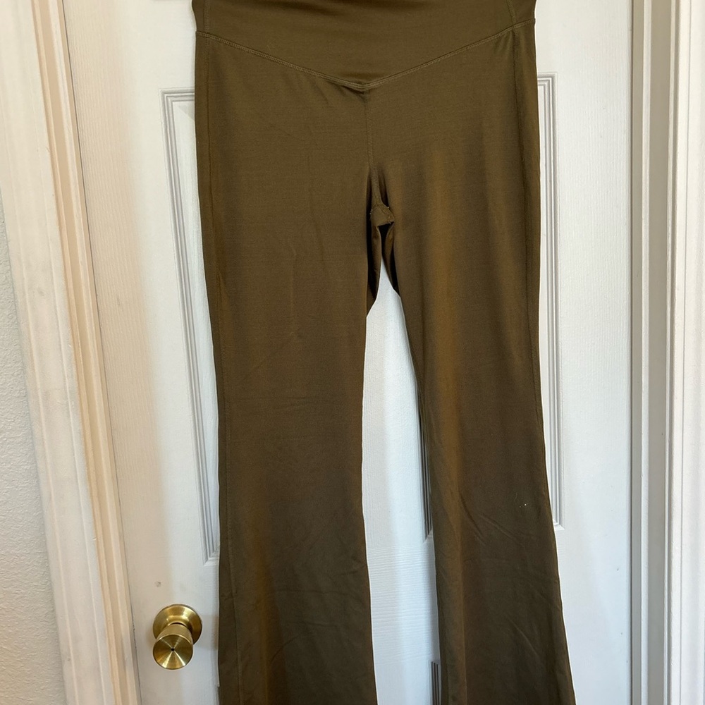 Maurices Khaki Yoga Pants